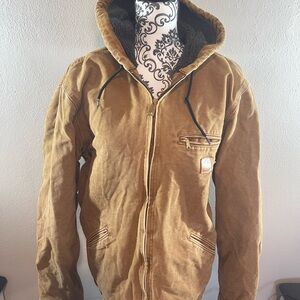 Carhartt Washed Duck Sherpa-Lined Hooded Jacket in brown. Sz M
